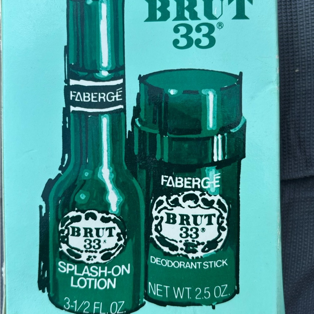 Brut 33 Splash-On Lotion and Deodorant Stick Set
